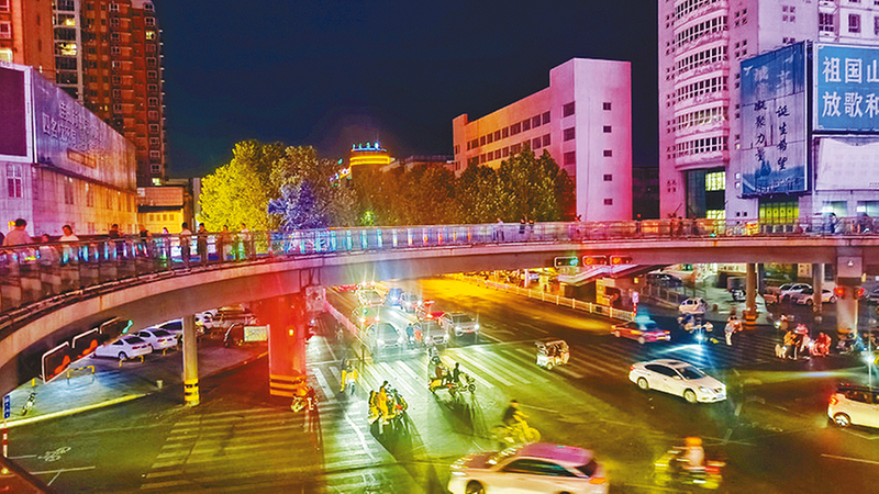 燈火璀璨點亮市民夜生活  