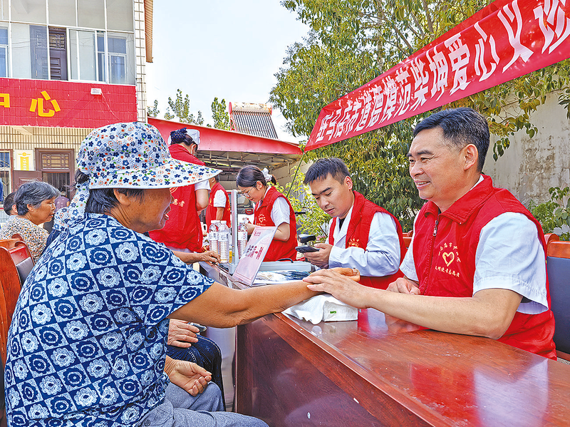 柴坤：用情書寫醫(yī)者仁心  